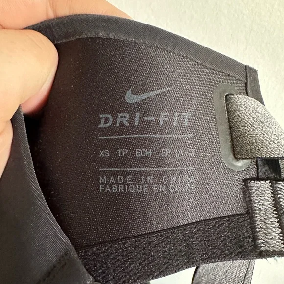 Nike Studio Light Support Strappy Athletic Sports Bra size XS EUC - Picture 14 of 15